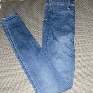 Holister jeans